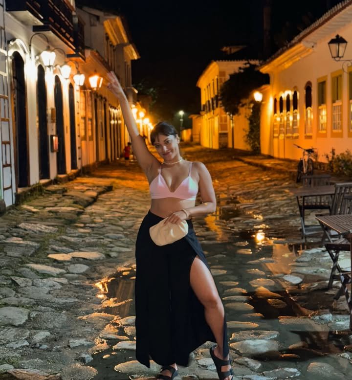 Marília Galvão #GNz48CMP