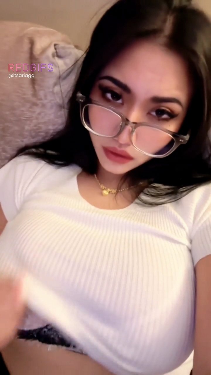 Sexy Nerdy Busty Azn #GPwy96JX