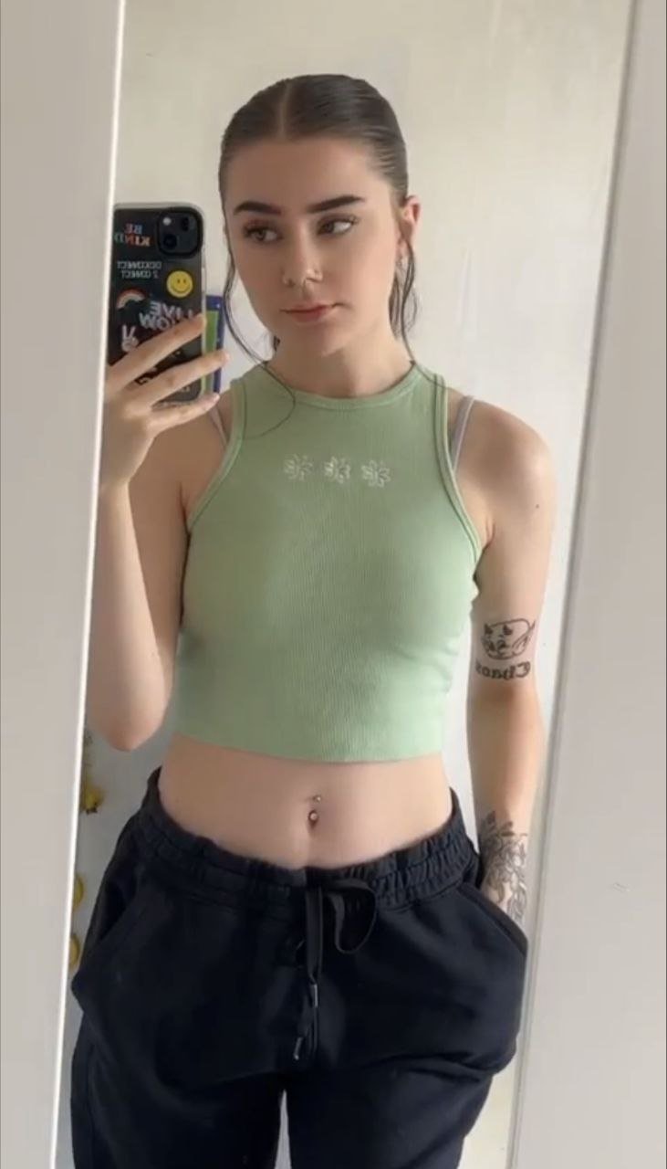 Sexy petite slut #gQ9gbQLL