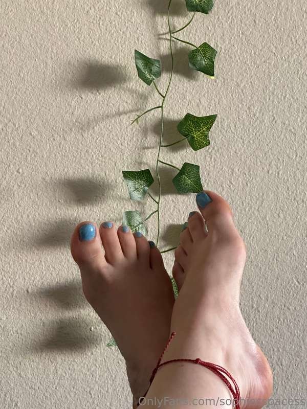 Tiktoker's soles #gT3Dc7DR