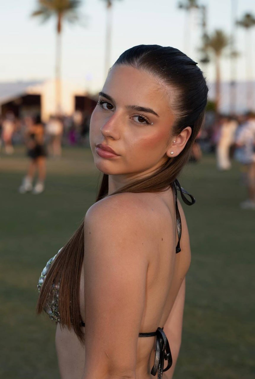 Lucia Correa #gTImJkP9