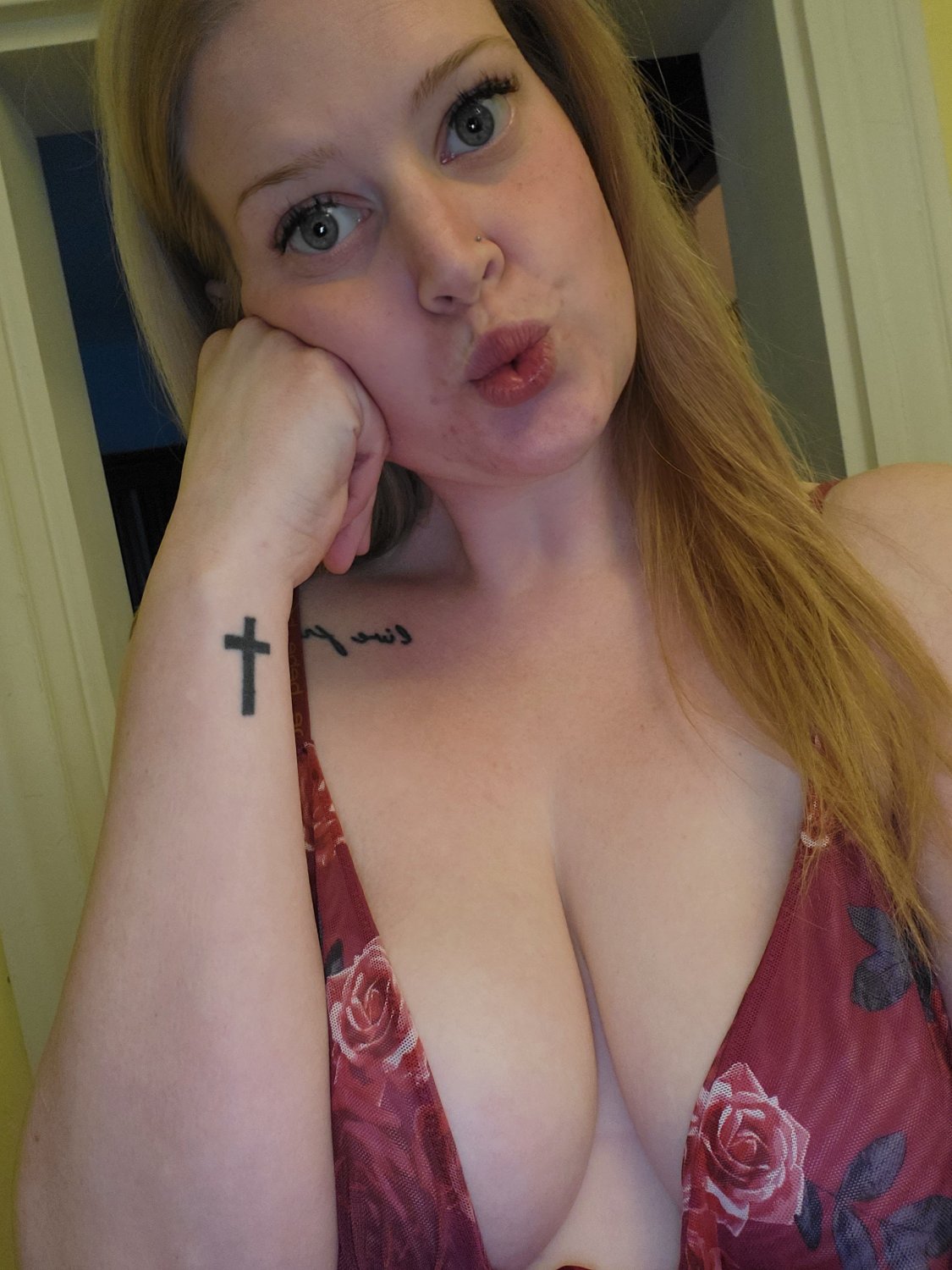Chubby Webslut Lauren Part 1 #gX3S3AXw