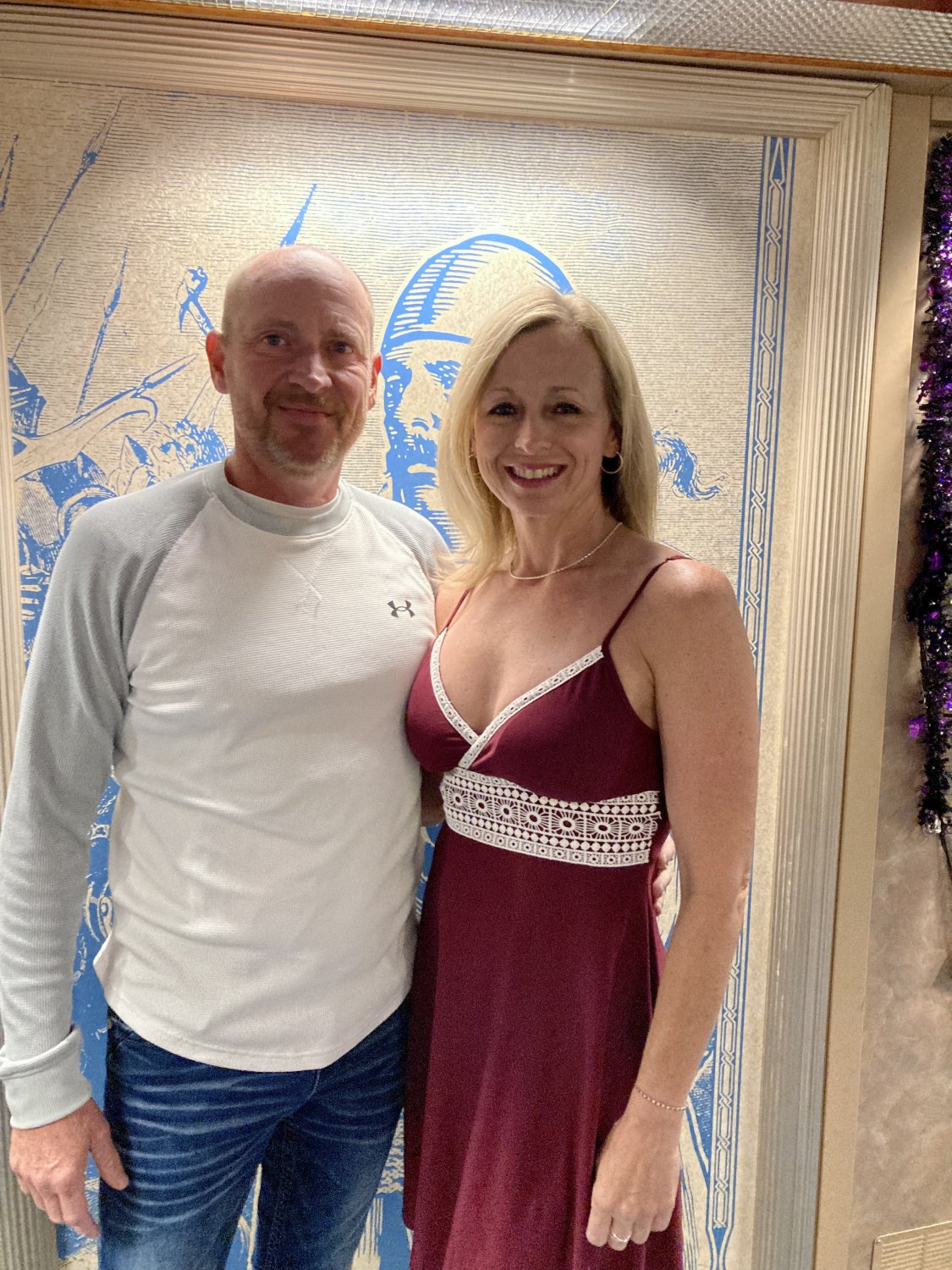 Blonde MILF Jennifer #GzGY7RYh