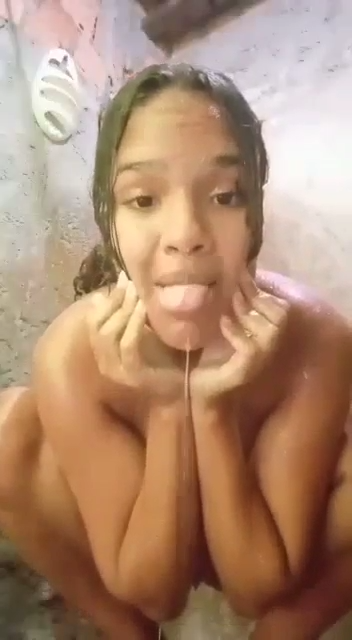 Novinha Baixa Renda Apetitosa Com Peitãos Naturais e Pepekinhaa Lisa na Cera - 👉 mixadulto.com #GZT3JPvO