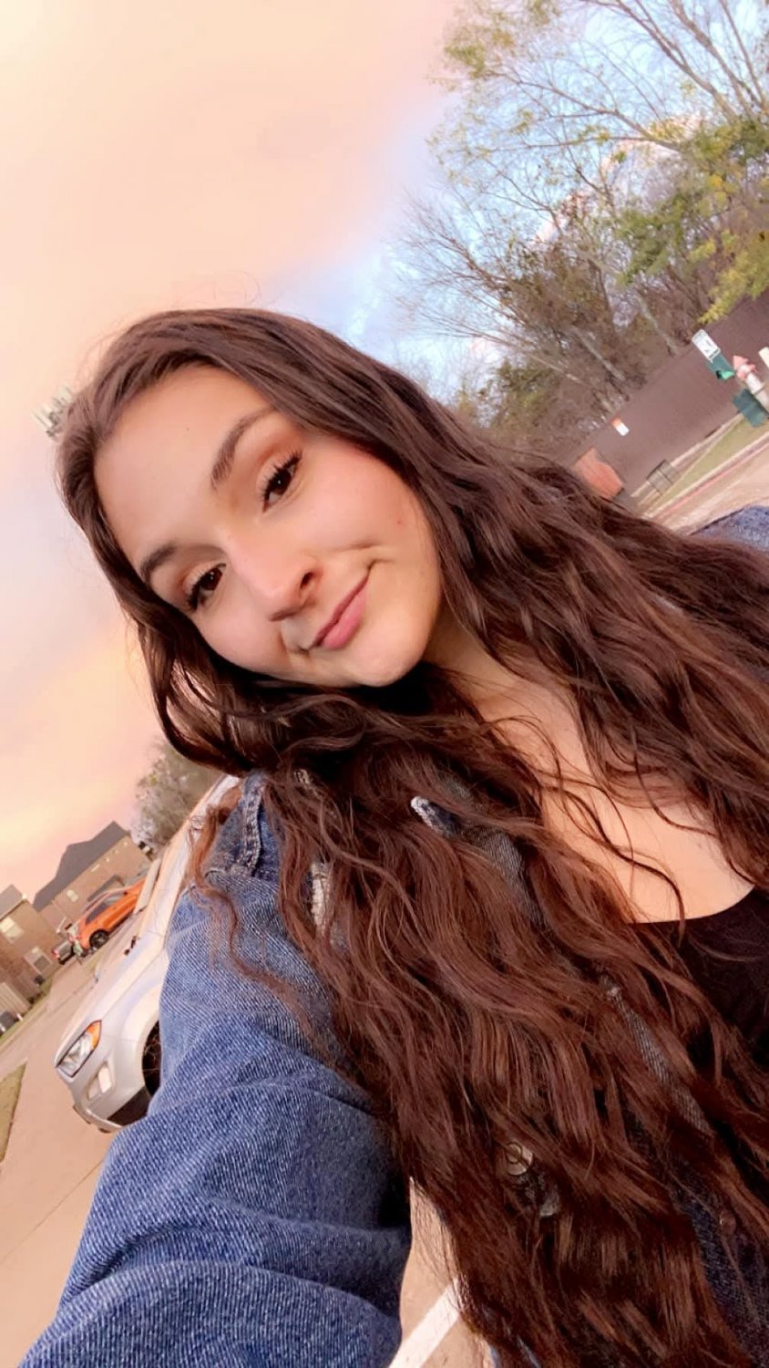 Slutty sexy cousin Elysia #h1hoMEfx