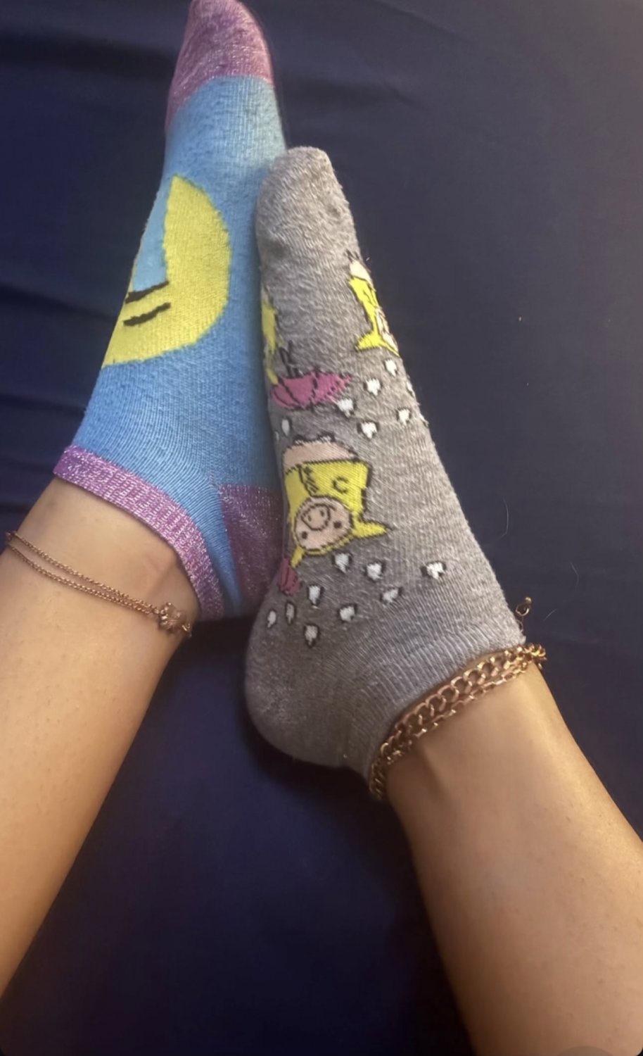 lightskin teen has perfect FEET and SOLES #h7Mhw37u
