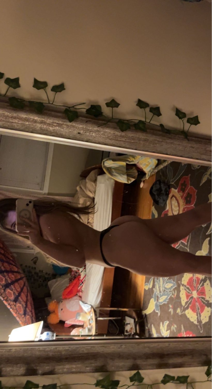 Submitted 19 Year Old PAWG Josie #HIagmf3n