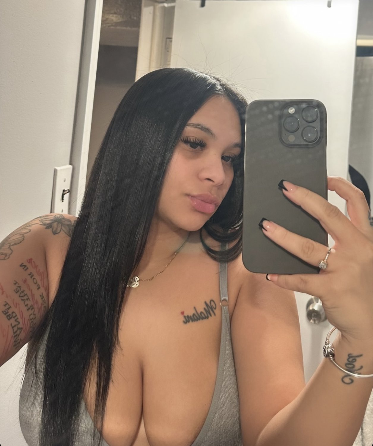 Sexy thick latina whore jerk collection. My favorite websluts #hnBsGW2Z