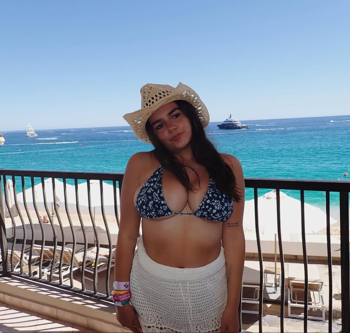 UCSD chick with big tits #HpXVYLOf