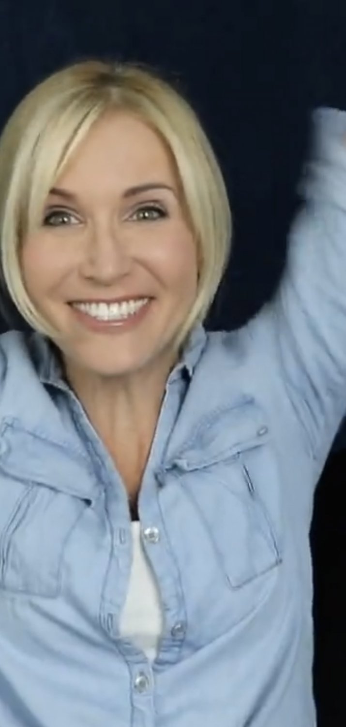Nurse, New Bride, Stacy, 39, tag teamed at wedding & still cheating in hotels & car all raw cock. #Hr4Hd1sx