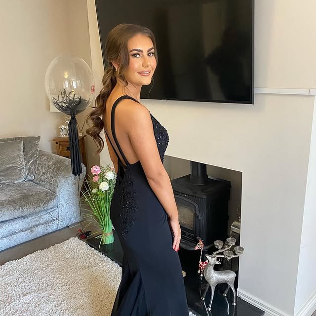 Sexy busty college teen Jasmine #hrA2GYwA