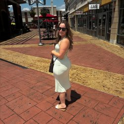 Thick milf