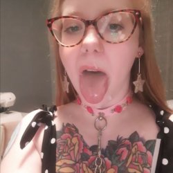 Redheaded Cumslut 🔥