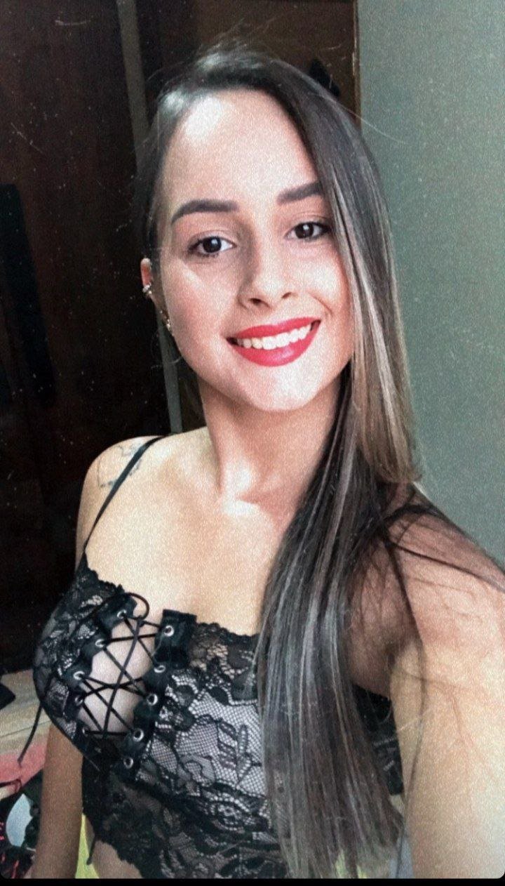 Loira putinha perdeu celular e vazou #hUBeOcI2