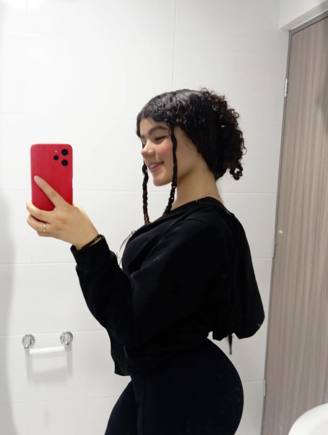 Karen González #hYPgZhE1