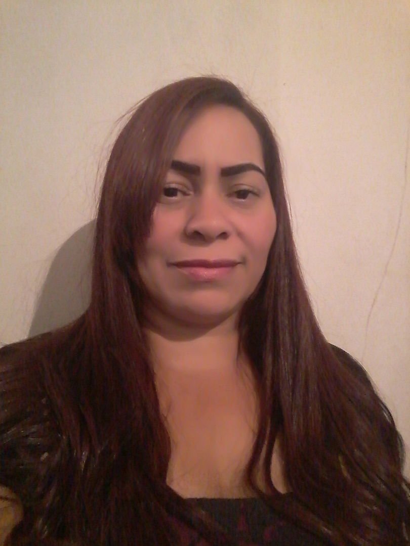 Val coroa mostrando os peitos #i3VBaDA7