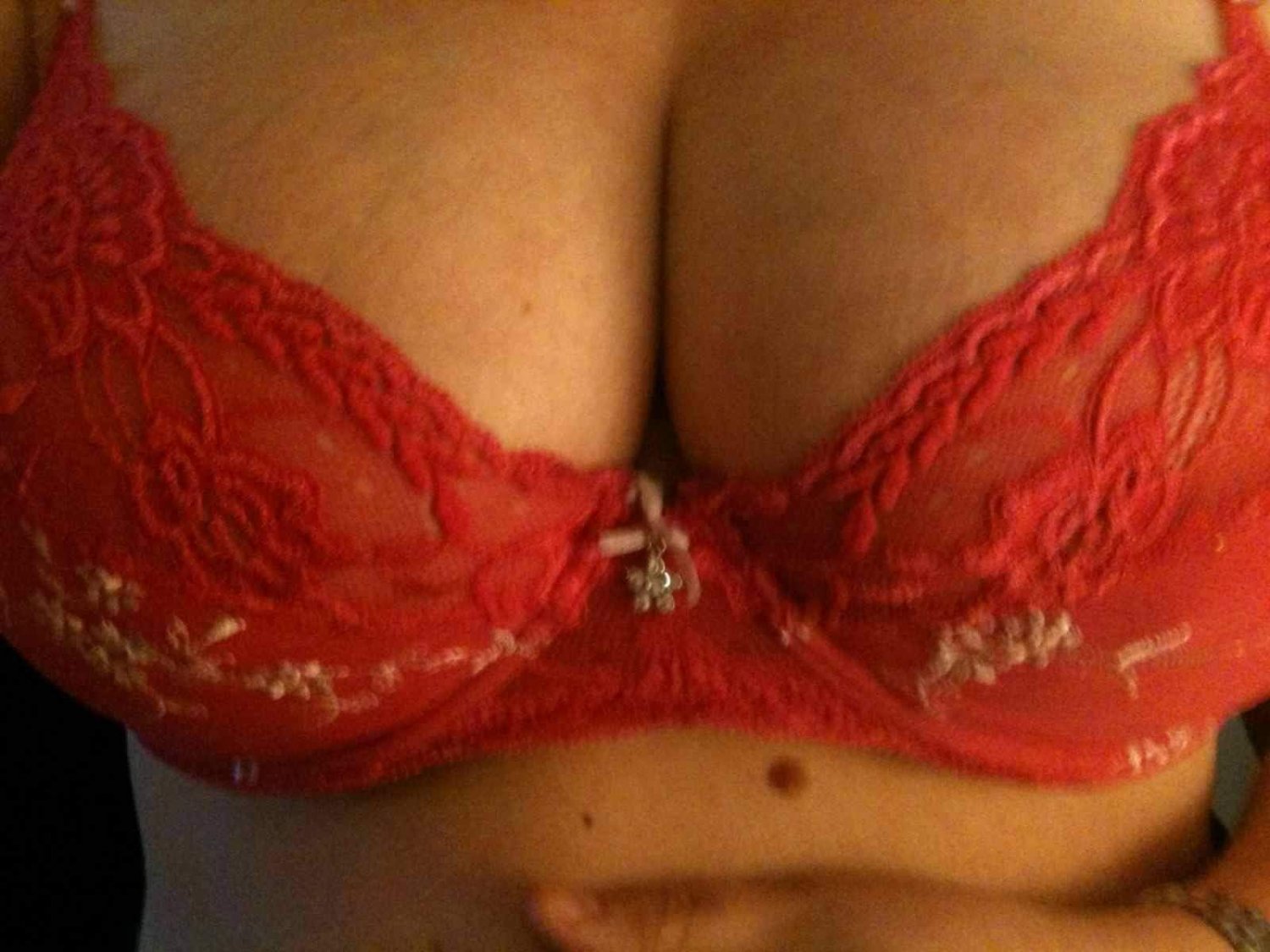 Lorraine - Shy UK Milf.   (pic2) #I3yUZbVh