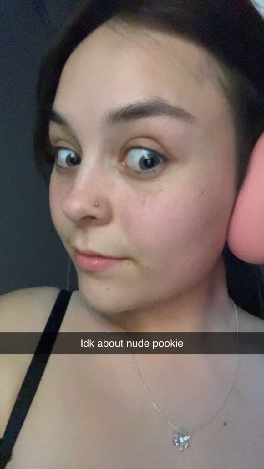 Big Titty Ex-Girlfriend’s Nudes LEAKED Stripping! #IaaOVa4n