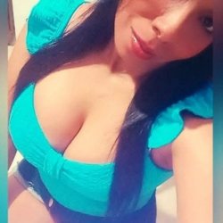 Exclusivo mulher do nosso seguidor, cadelinha quem quiser vazar amiga , esposa ou namorada vem pv no