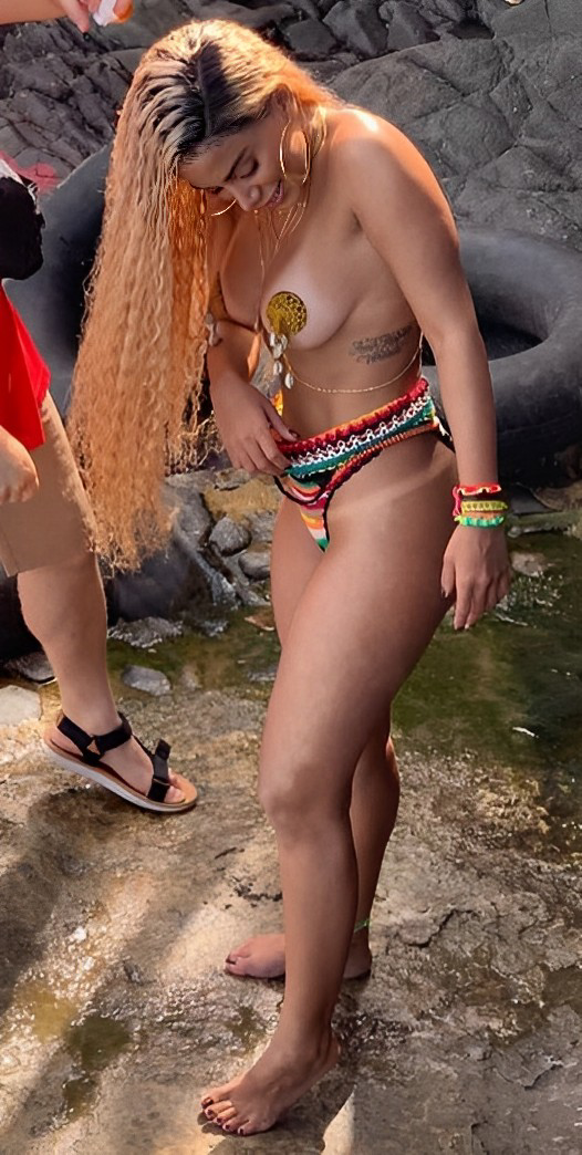 Anitta #445 #ijdstjkN