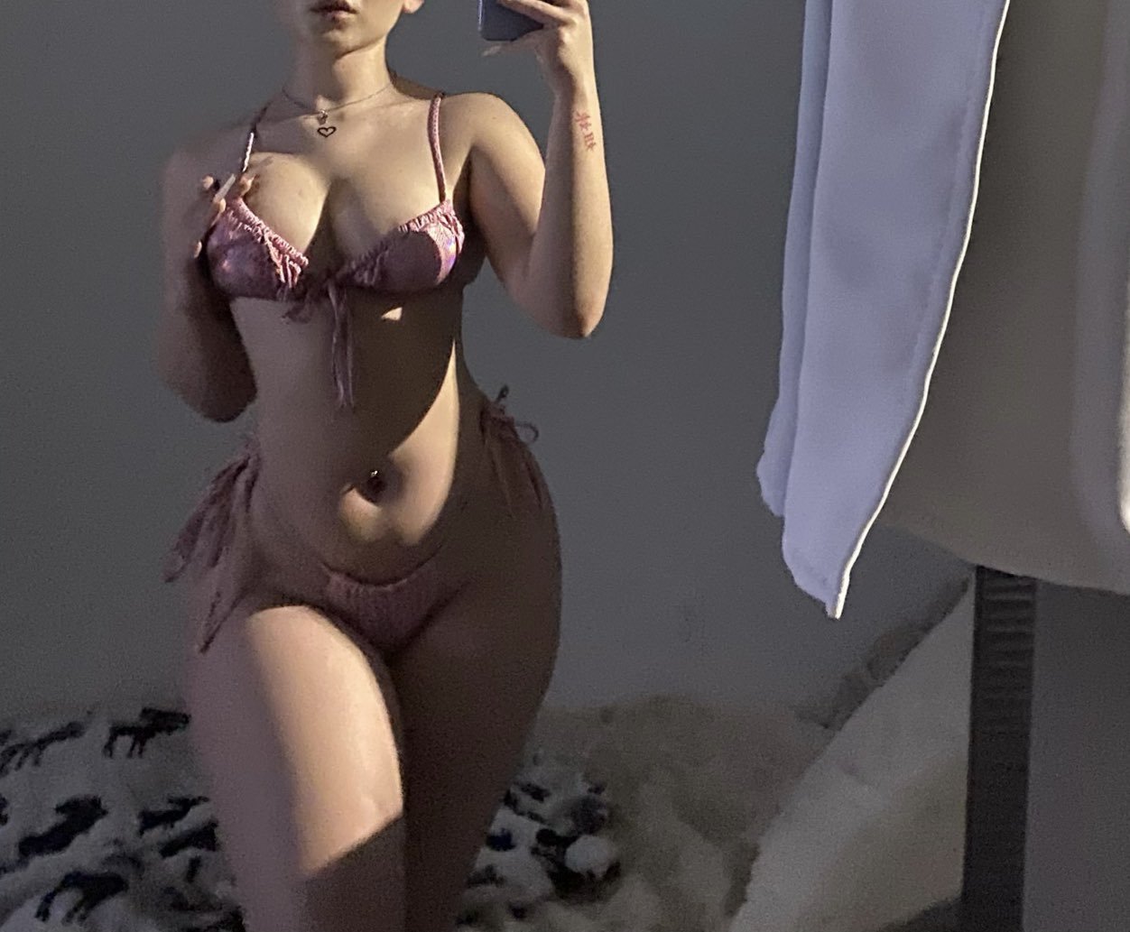 sluts with amazing body #ImNlmbeh