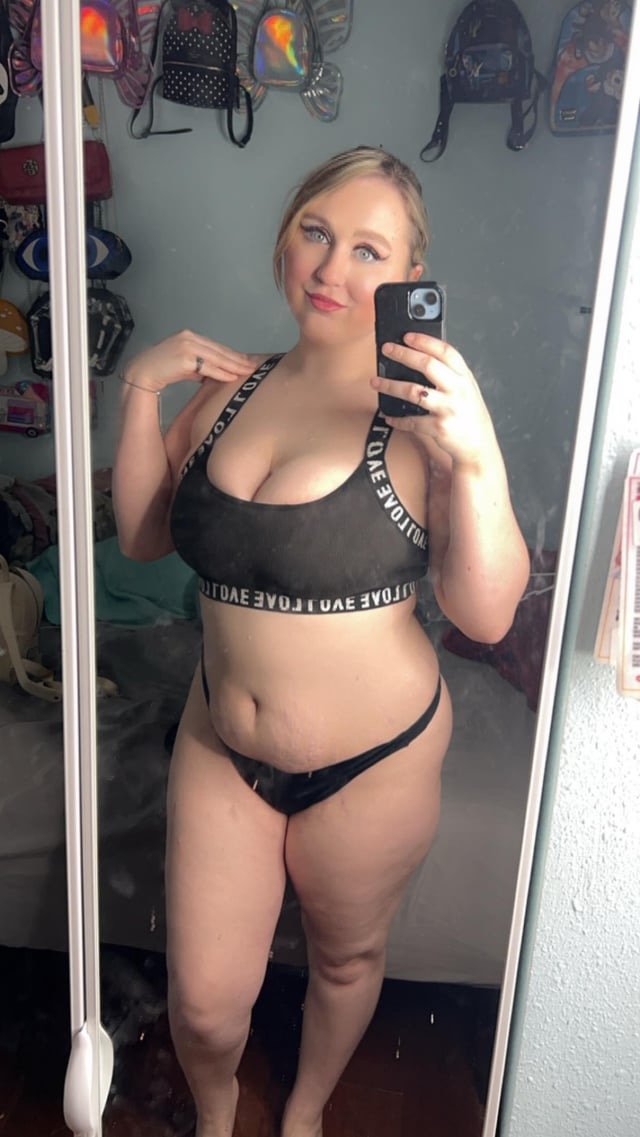 Fuckable Moms #INU5yHSa