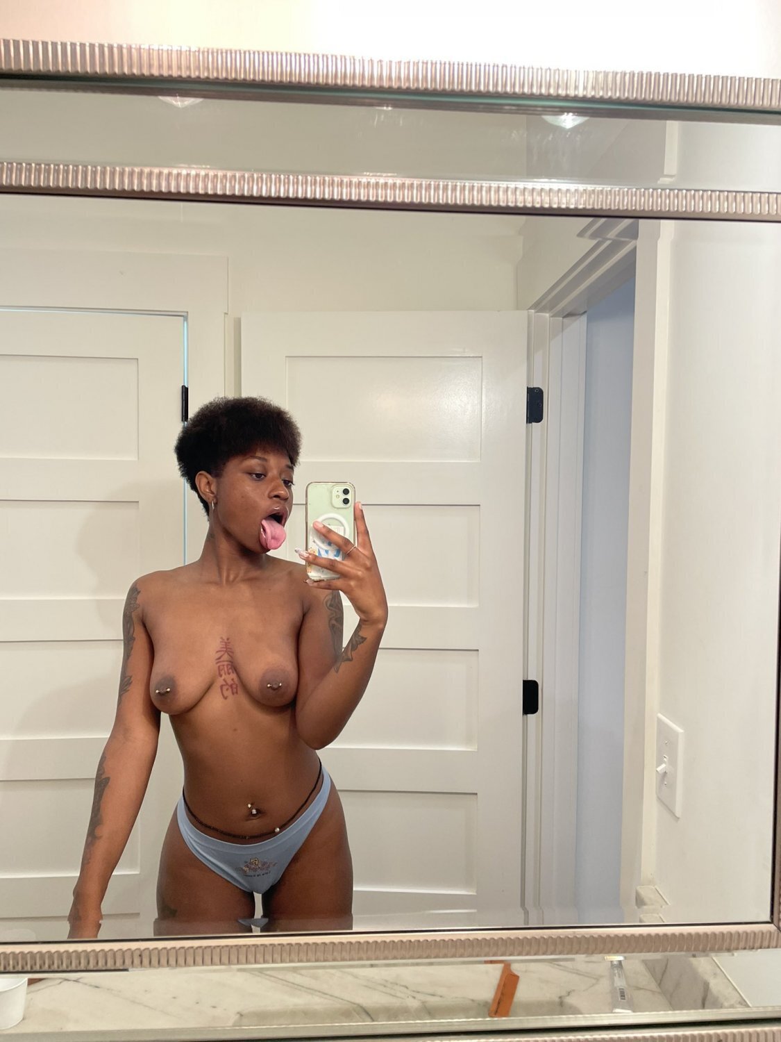 Dark Skin Tomboy Short Hair Baddie #iQ7BZgb3