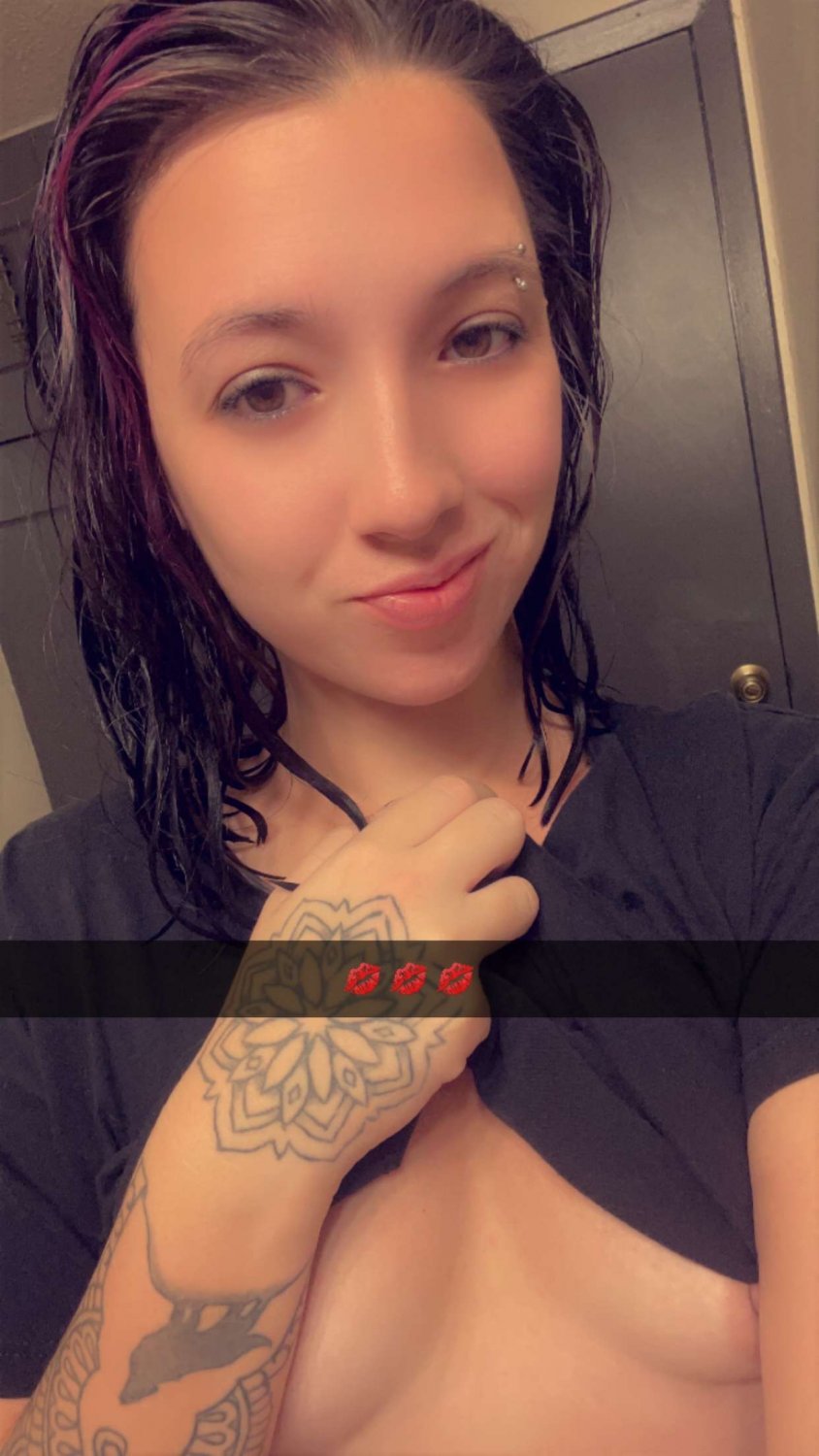 dumb white whore #IvFDR91c