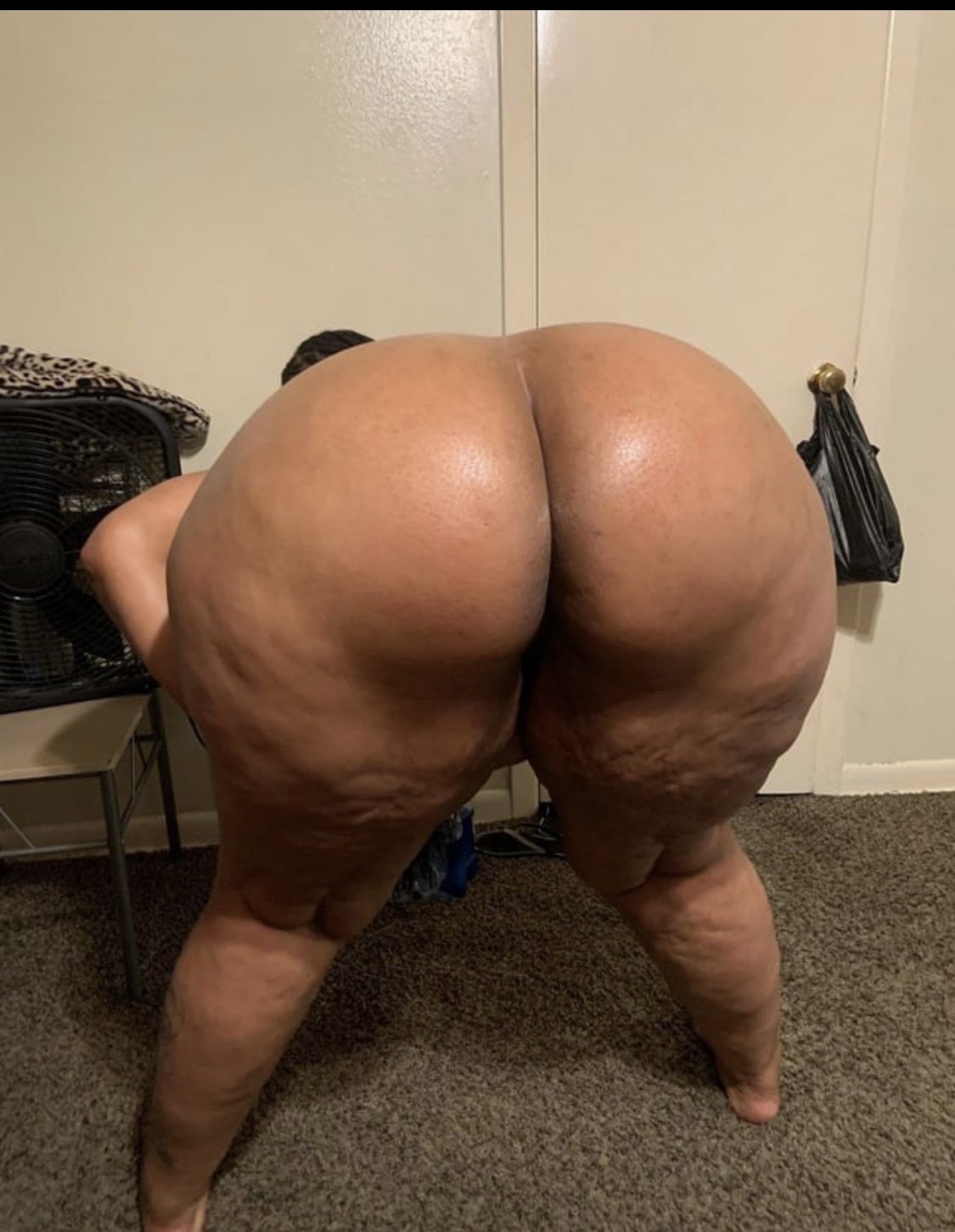Love me a ghetto auntie 😍🍆💦💦 #J8QIoGr3