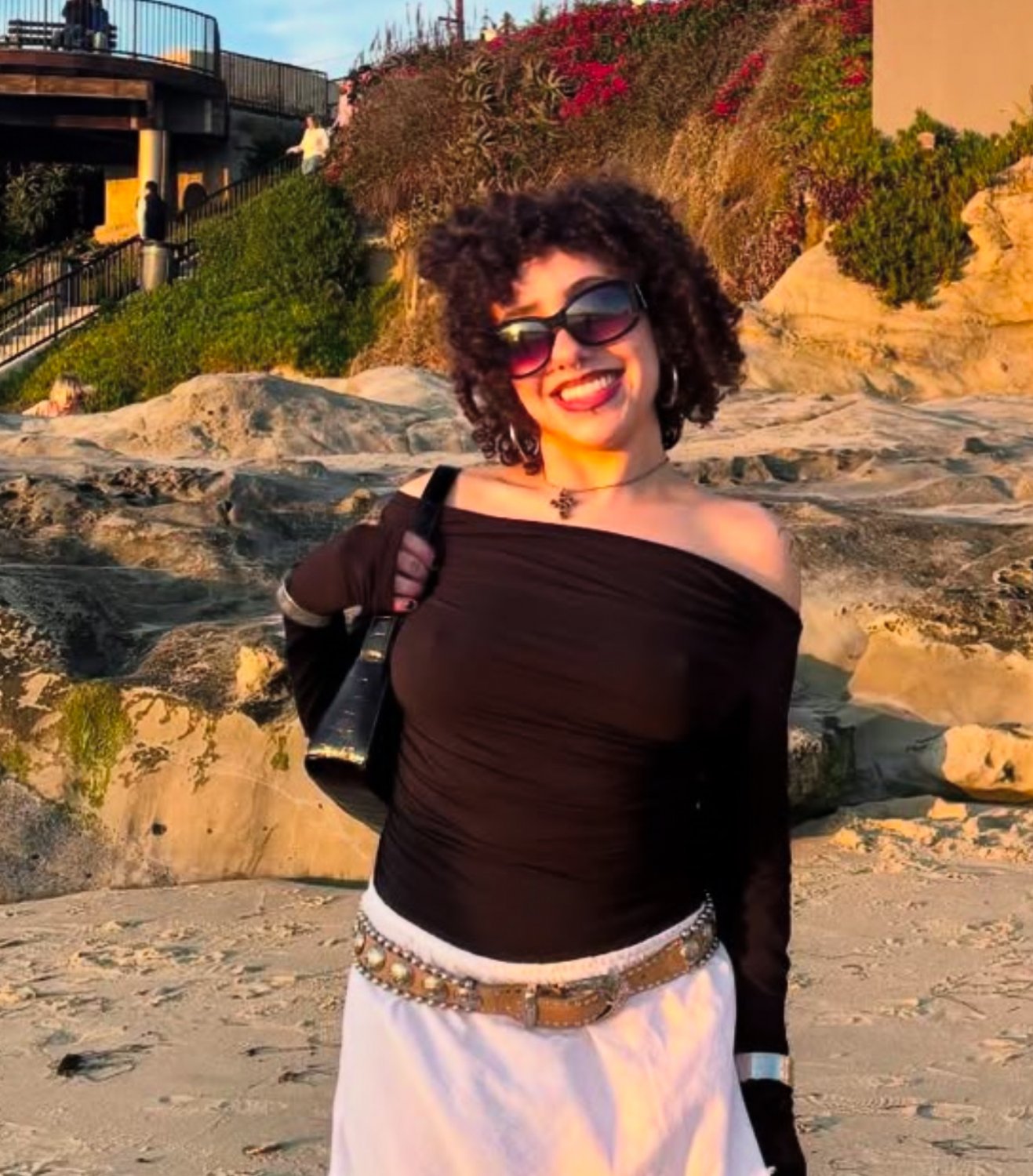 EMO ALT ESOTERIC LATINA GIRL WITH BIG TITS #JaUFHUGO