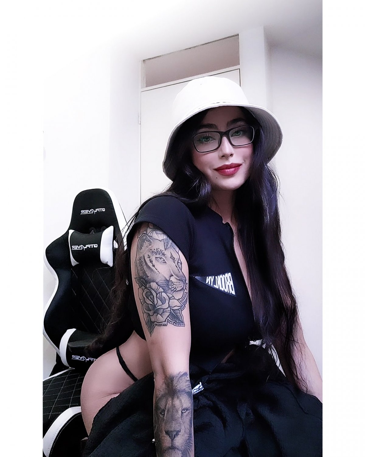 Angi e Valvue na #JiOylz2v