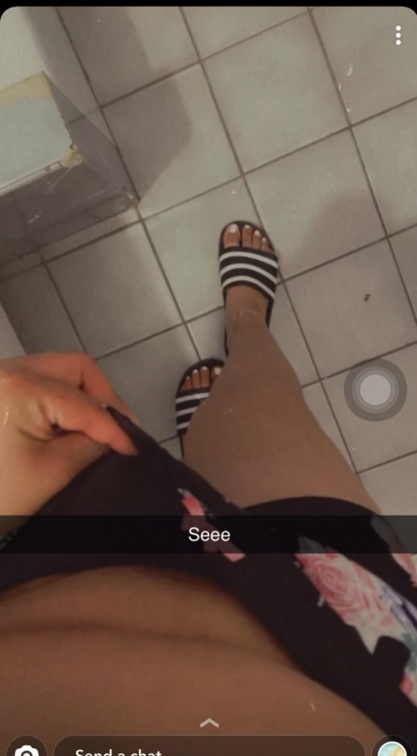 Erome user's gf feet and ass #Ju4HtzFm