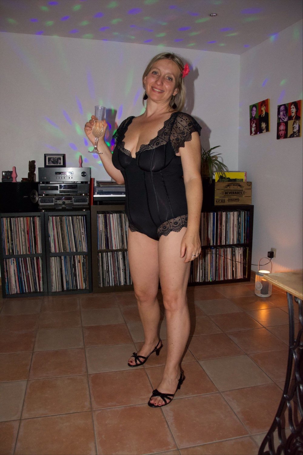 Mature Blonde Wife #JUFQsoNn
