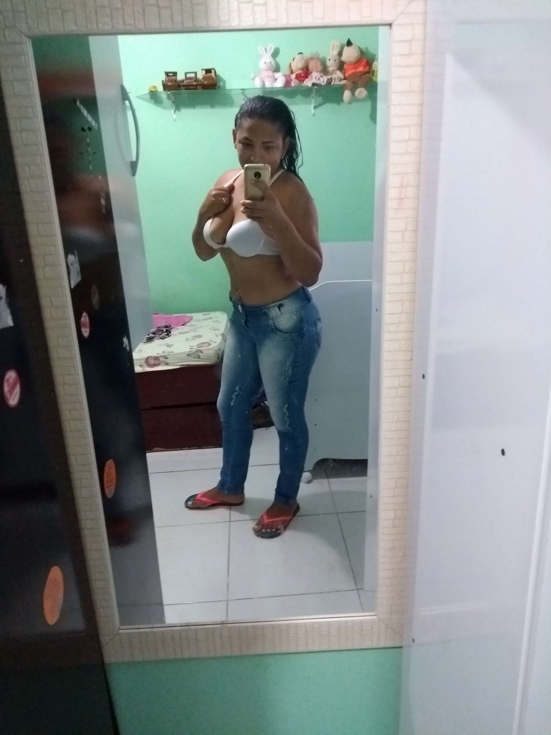 Paraense pelada no banho #JvjM4nNr