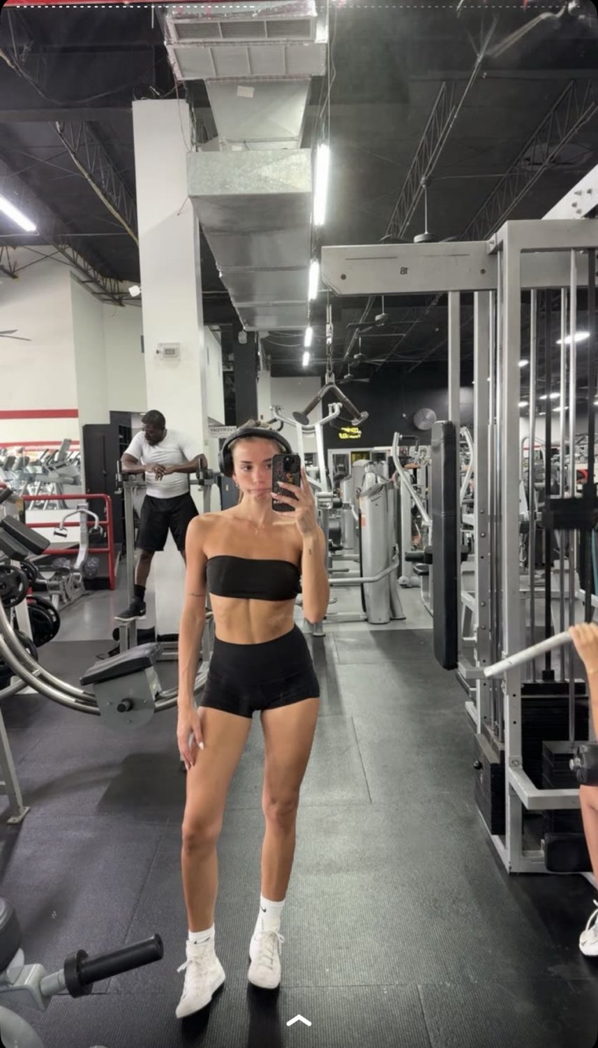 SADIE MCKENNA needs a BBC asap #K1RrMa2z