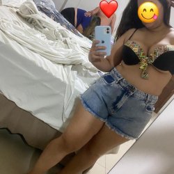 Esposa e amiga mamando no Hotel