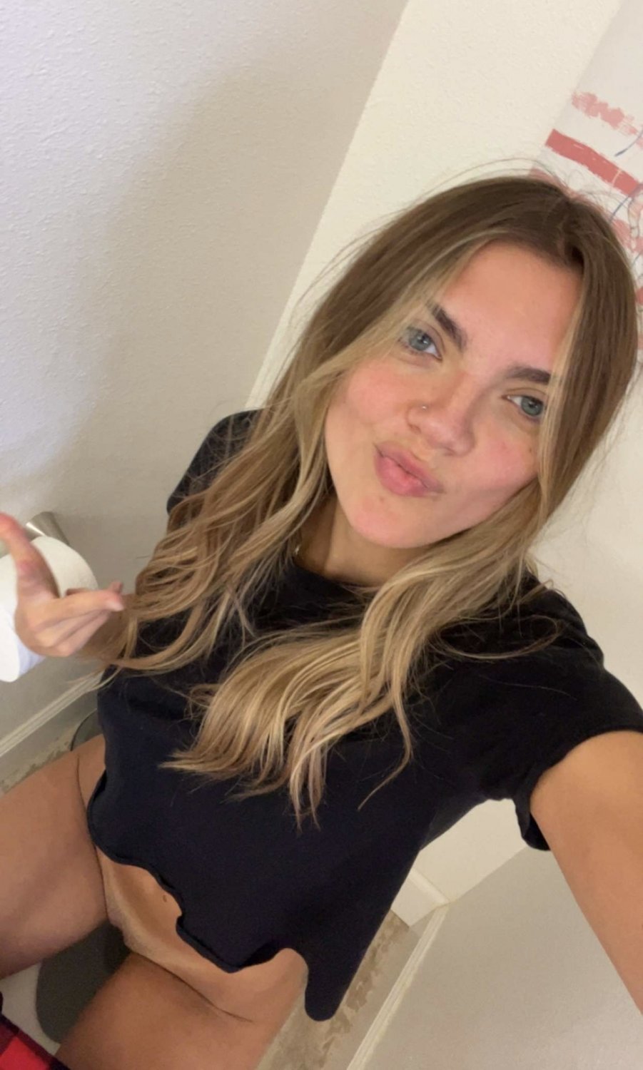 k8qgl5zv Skinny Cute White Teen Slut Shows Nice Tits On Snapchat Leak #K8QGl5zV