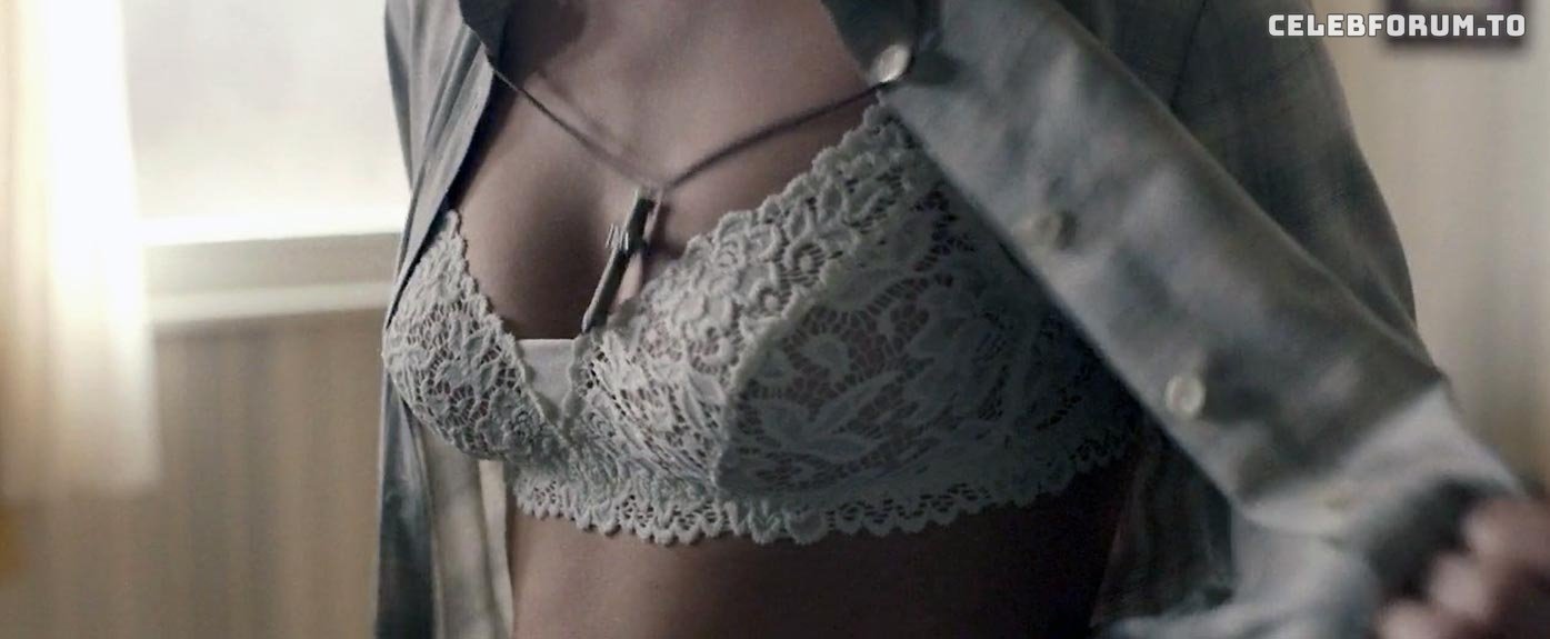 Emma Watson #KaOWE8ZZ