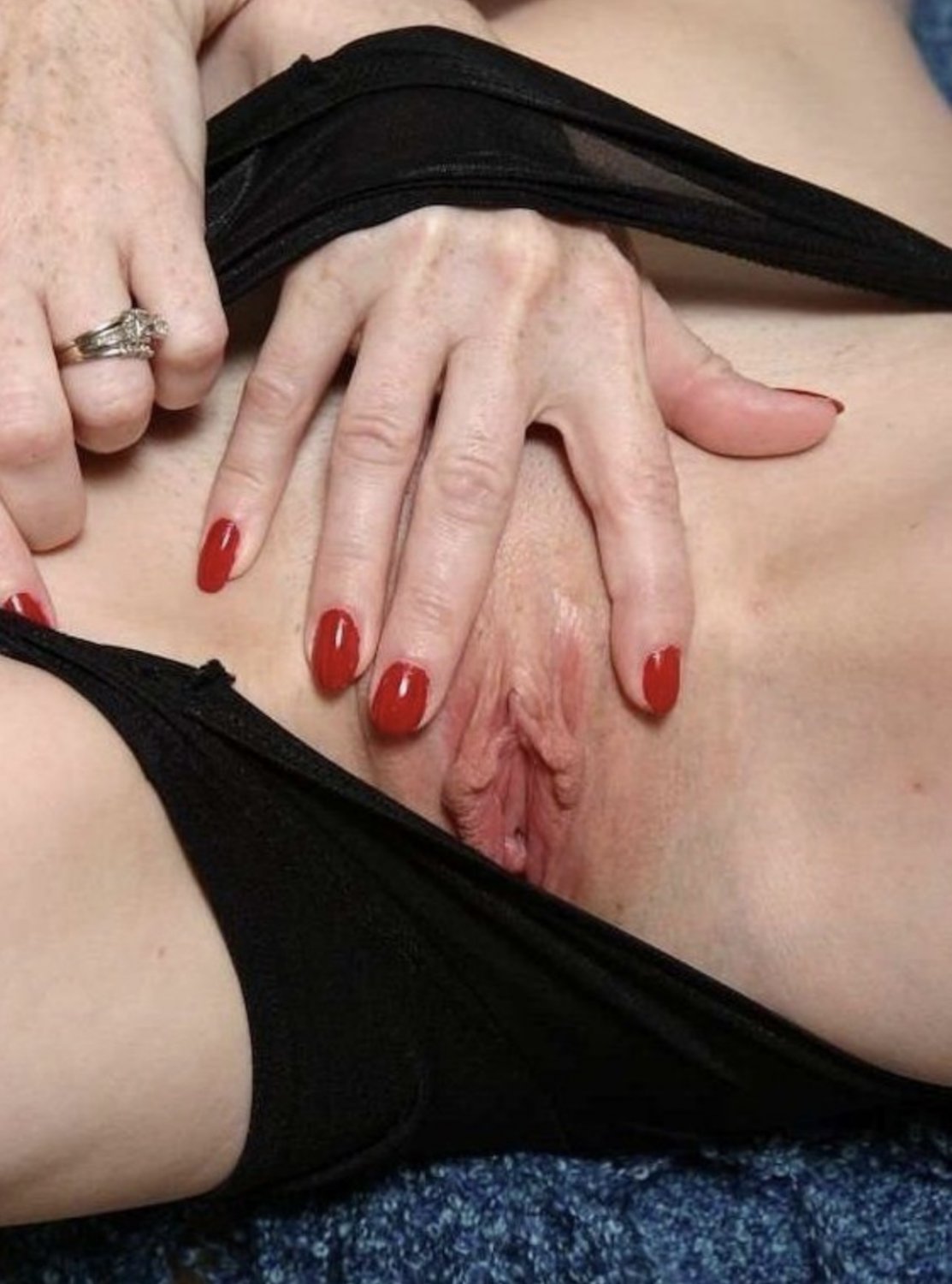 Mom,, 63 Daughter, 19  get raw cock on cruise ship with strangers & both get same BBc. #kbLjpRhJ