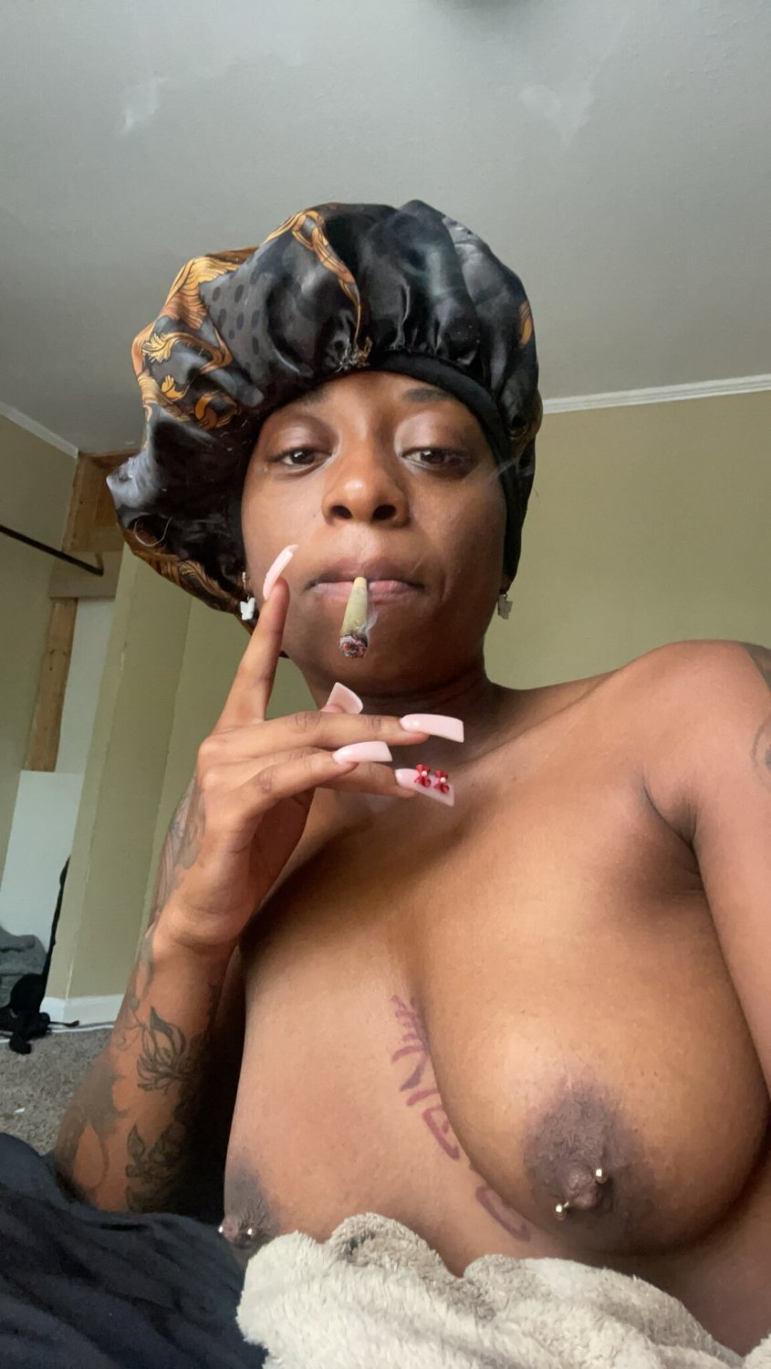 Dark Skin Tomboy Short Hair Baddie #KCnFOaoZ