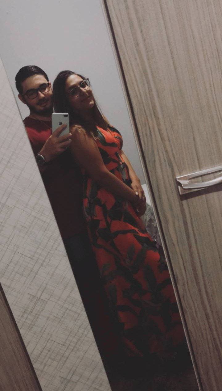 Esposa crente de óculos #kCOHc5vT