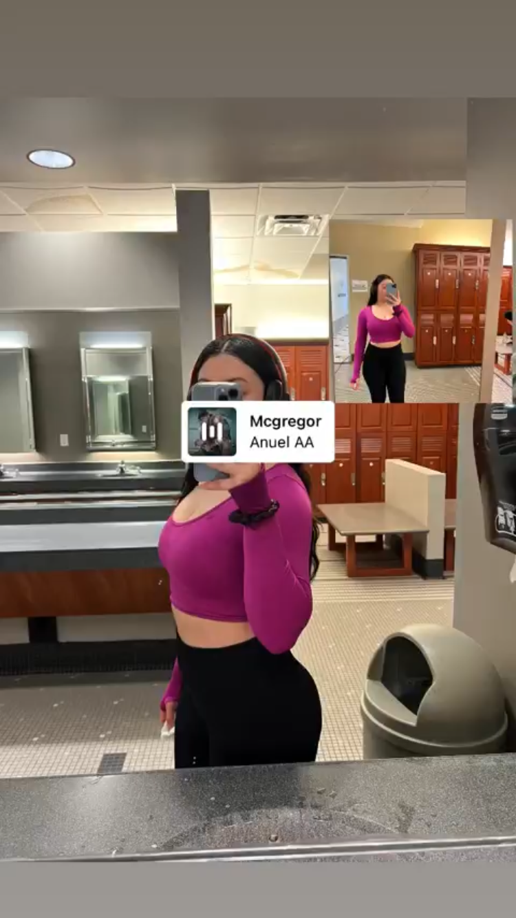SEXY ASS LATINA #KFaY0SyB