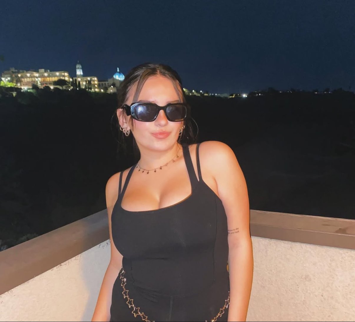 UCSD chick with big tits #kG6Nwgvd