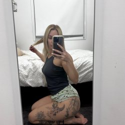 Sweet baby need a sugar daddy