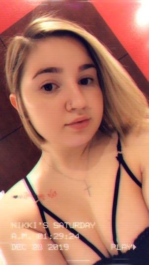 25 year old Nicole escort in INGLEWOOD LAX AREA CENTURY #KMY9fglb