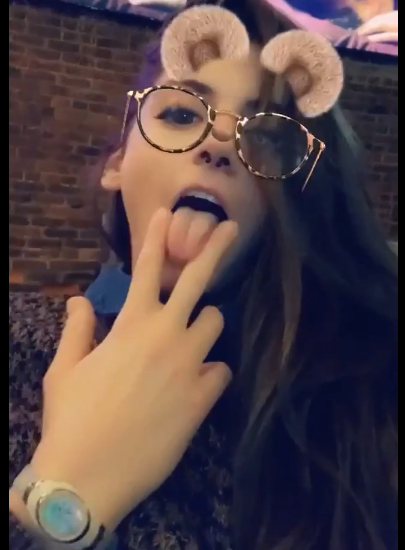 Vaping Hot Hippie Rave Skank from San Diego #kOVK2Q1m