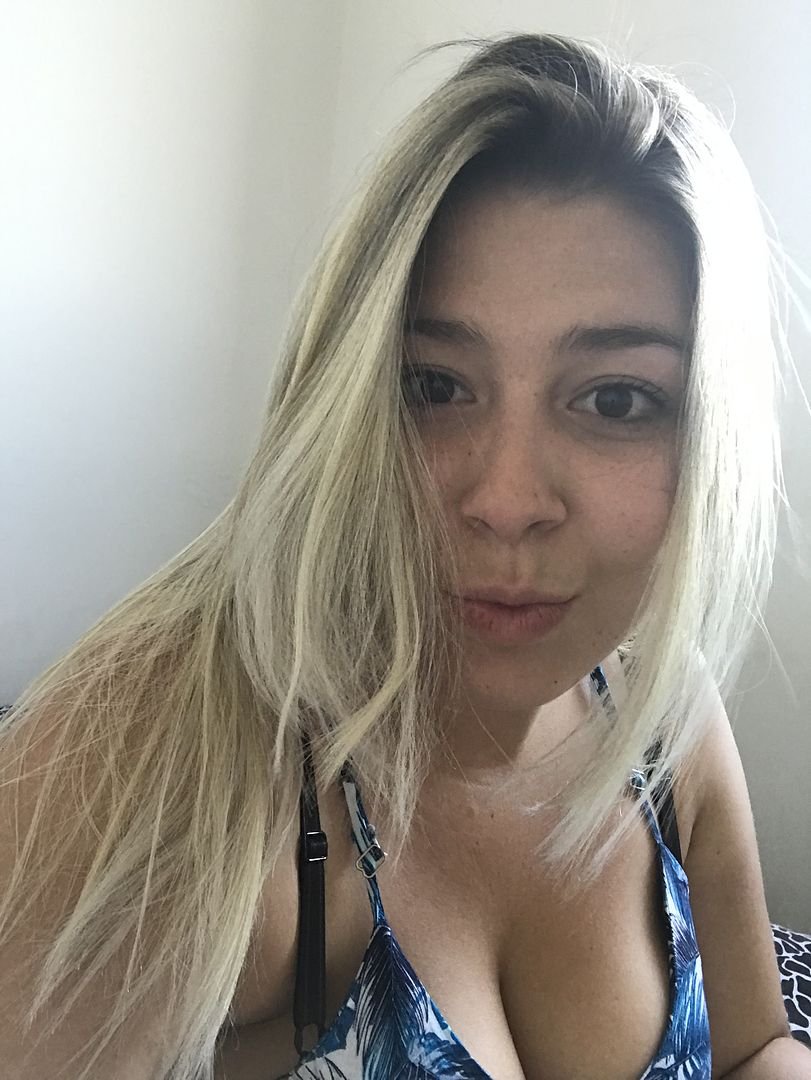NN - Iza gordelícia #kPBojxdQ
