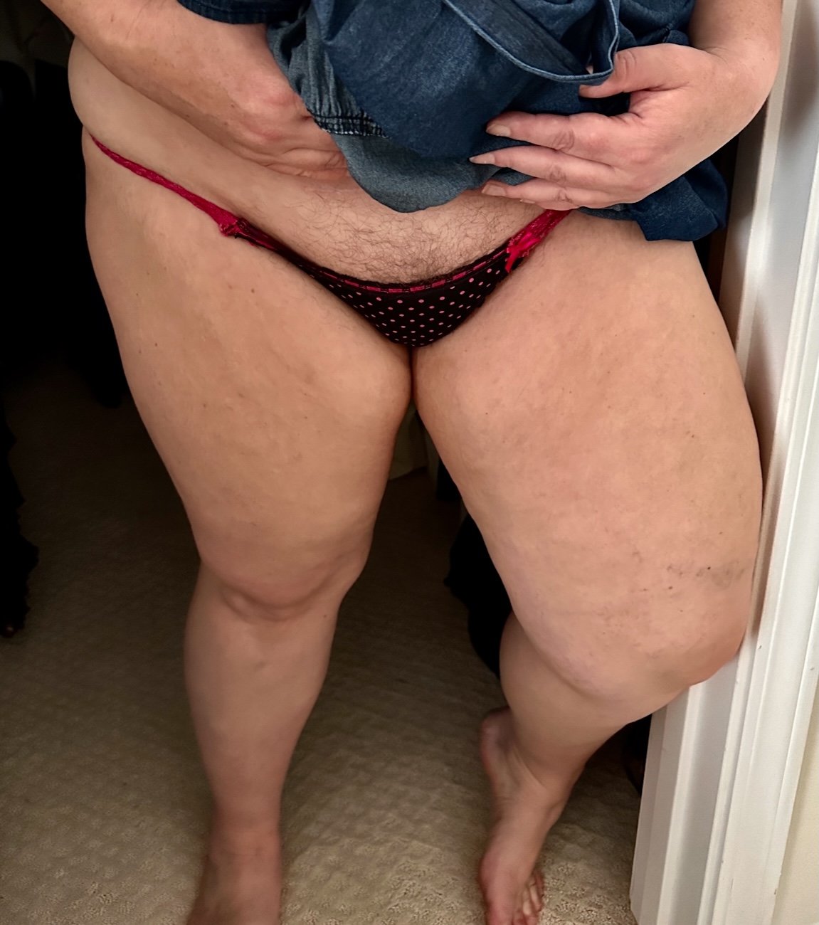 ktonovvg-1 MILF spreads at home #KtONOVvg