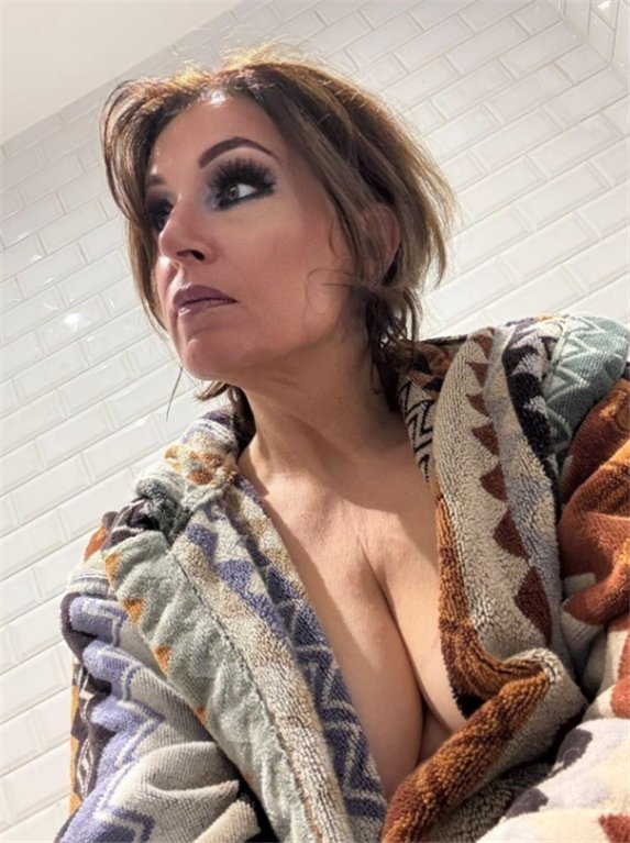 Belgian mature slut Sabine #kYe9jVvp