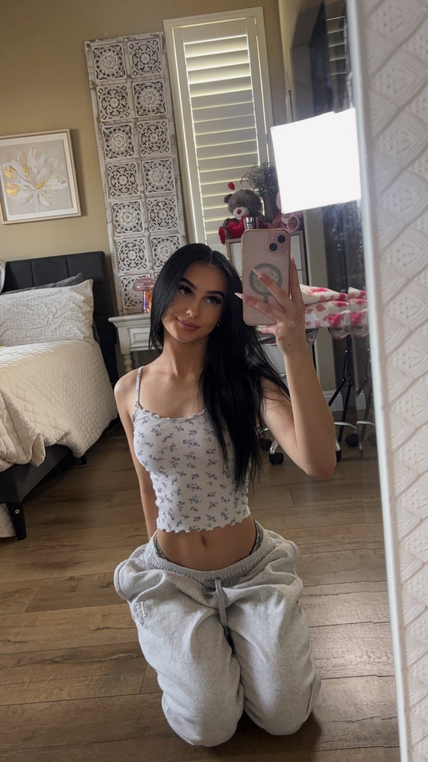 19yr slut can take my virginity, WOW😍😍😍 #KyXXlIGD